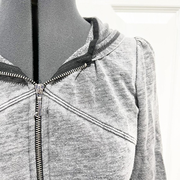 Vintage Juicy Couture Half Sleeve Gray Zip up Hoodie Medium - Picture 2 of 10